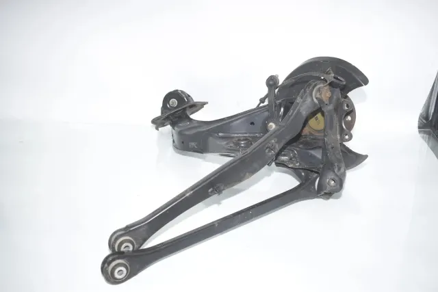 Rear Right Wheel Hub