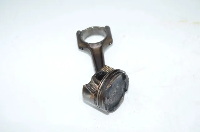 Piston
