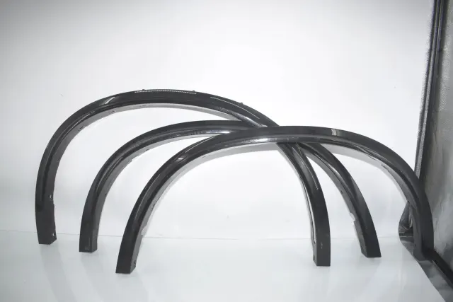 Front Right Fender Arch Trim