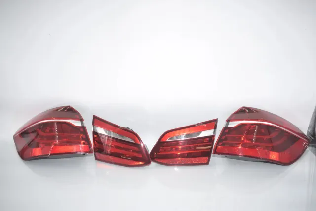 Rear Tail Light Set