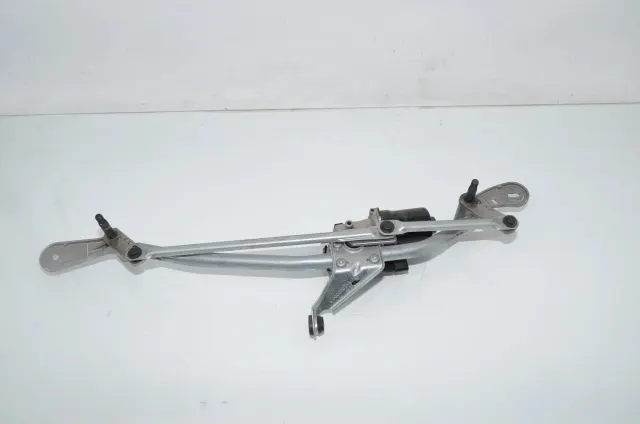 Front Windshield Wiper Mechanism