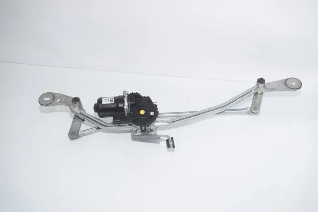 Front Windshield Wiper Mechanism