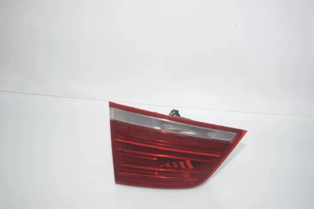 Left Side Tailgate Tail Light