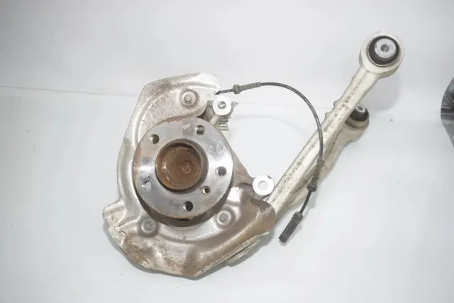 Front Left Wheel Hub