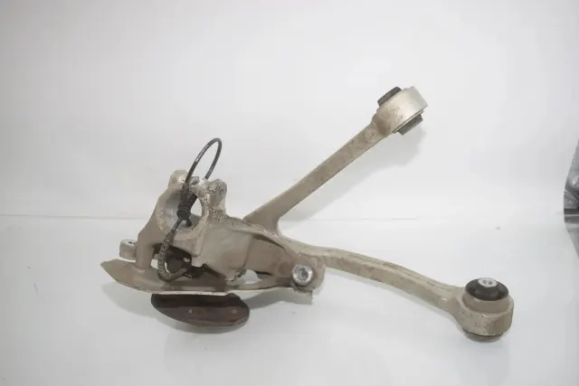 Front Right Wheel Hub