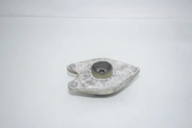 Front Left Shock Absorber Bracket