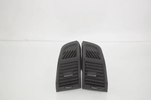 Dashboard Air Vents