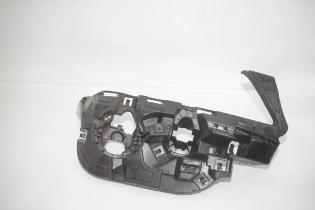 Front Right Fog Light Bracket