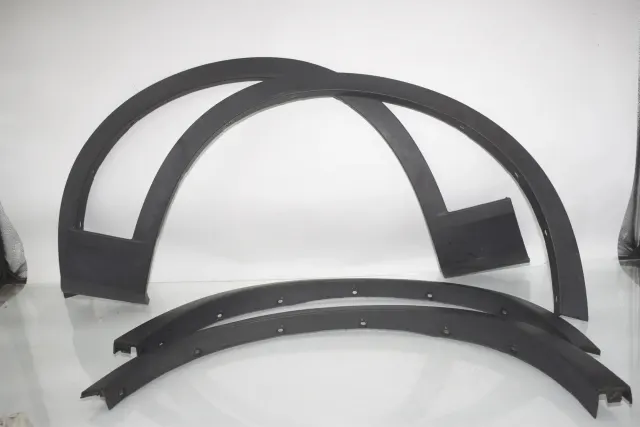 Rear Right Fender Arch Trim