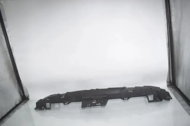 Rear Bumper Middle Bracket