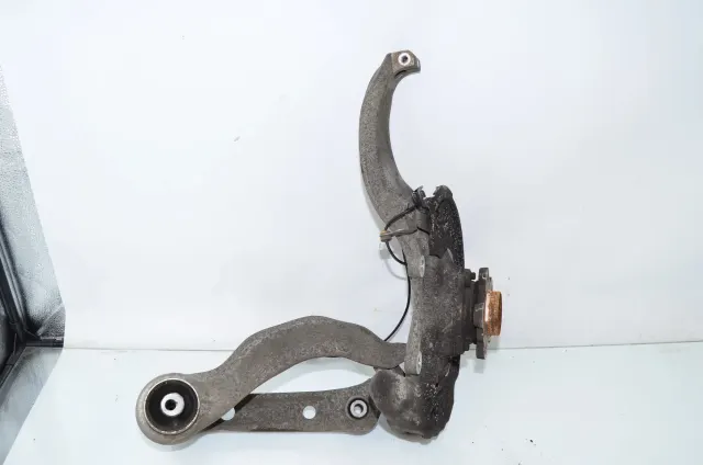 Front Right Wheel Hub
