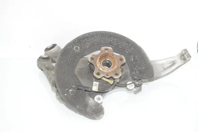 Front Left Wheel Hub