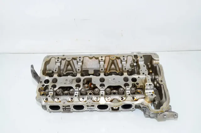 Right Side Engine Head