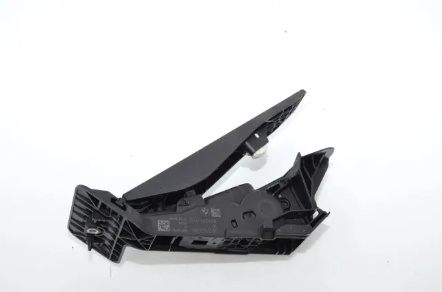 Throttle Pedal