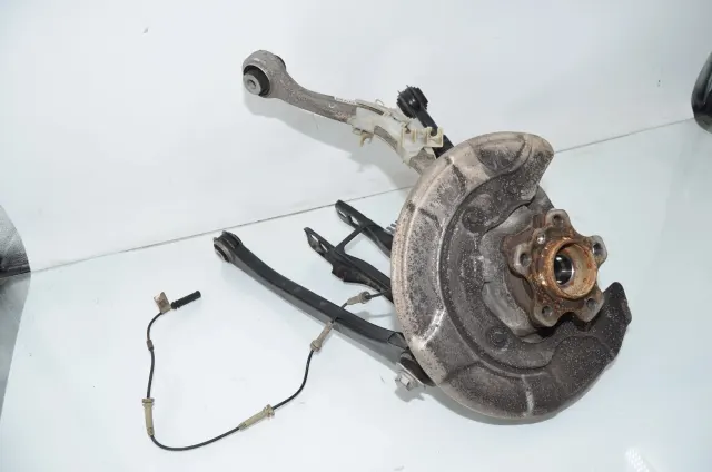 Rear Right Wheel Hub
