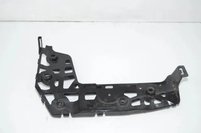 Rear Right Bumper Bracket