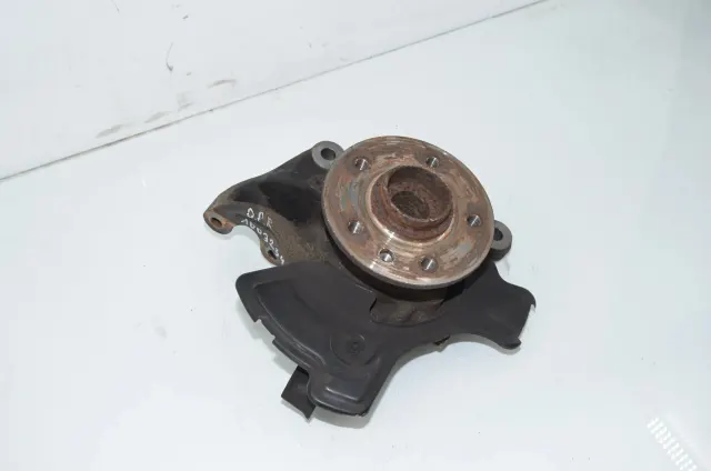 Front Right Wheel Hub