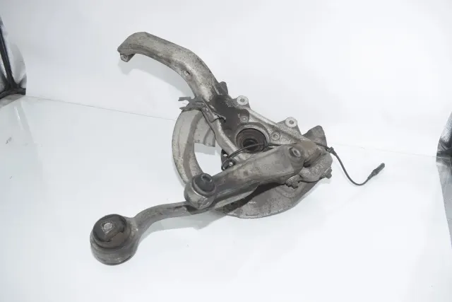 Front Right Wheel Hub