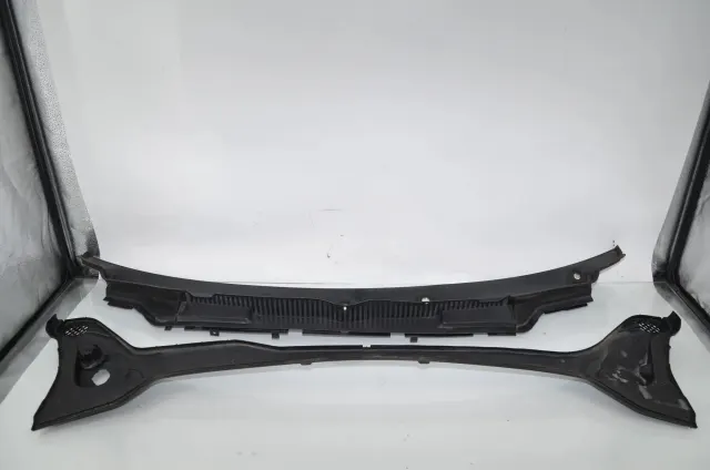 Front Wiper Cowl Trim