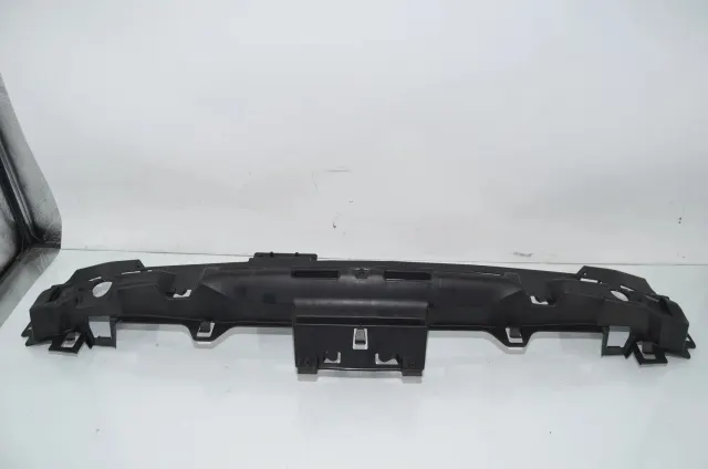 Rear Bumper Middle Bracket