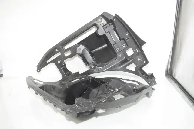 Rear Right Bumper Bracket