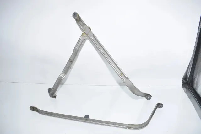 Fuel Tank Holder