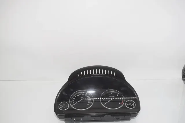 Instrument Cluster Speedometer