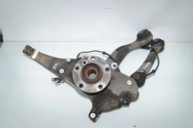 Front Left Wheel Hub