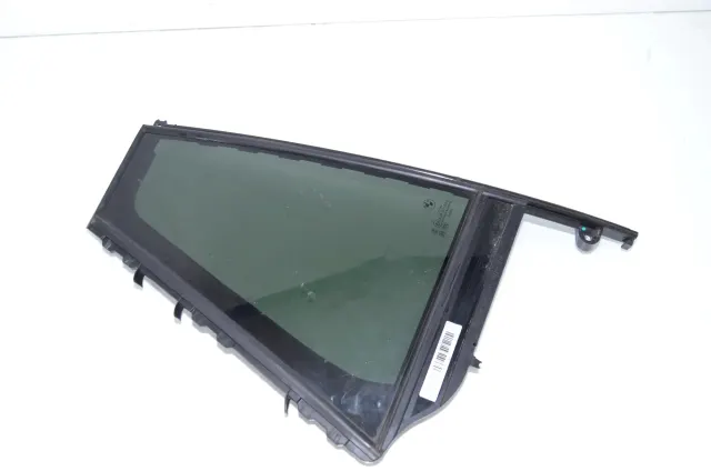 Rear Right Quarter Window