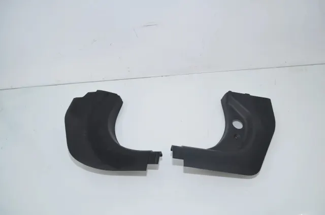 Front Right Interior Step Trim