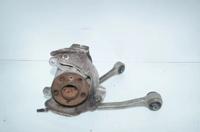 Front Right Wheel Hub
