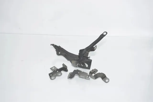 Front Left Fender Holder