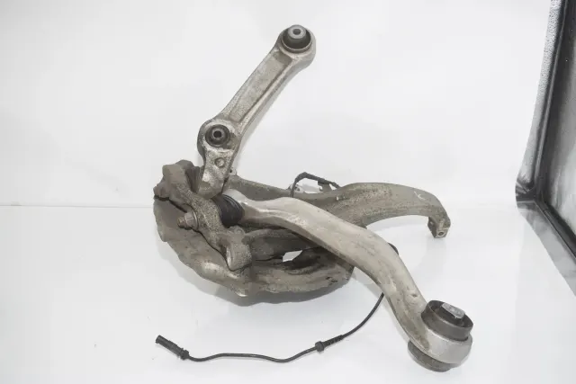 Front Left Wheel Hub