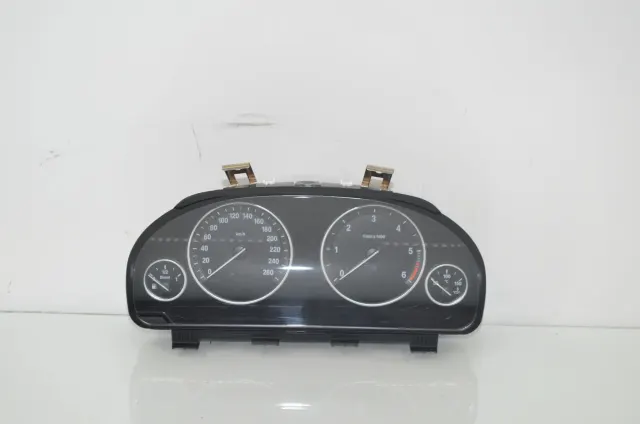 Instrument Cluster Speedometer