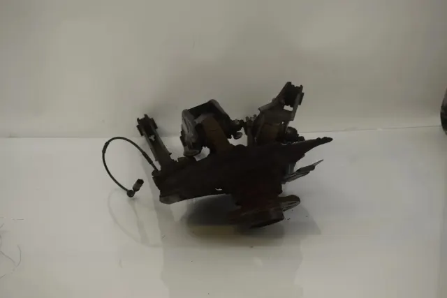 Rear Left Wheel Hub Spindle