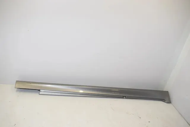 Right Side Plastic Sideskirt Cover
