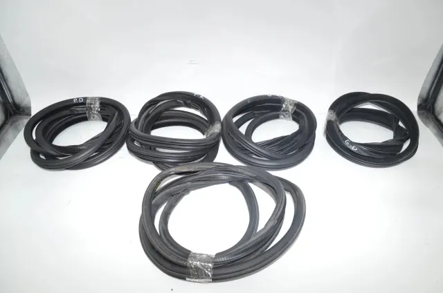 Front Right Door Seal Rubber