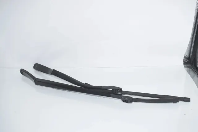Front Wiper Arms