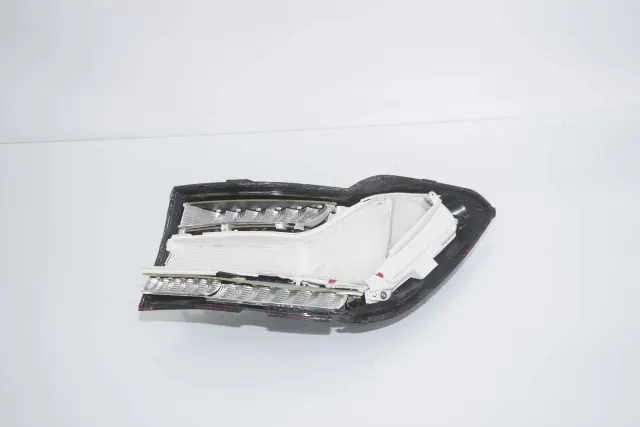 Rear Left Tail Light