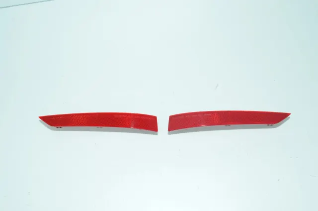 Rear Right Bumper Reflector