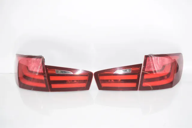 Rear Tail Light Set