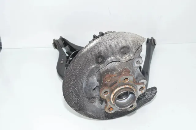 Rear Right Wheel Hub