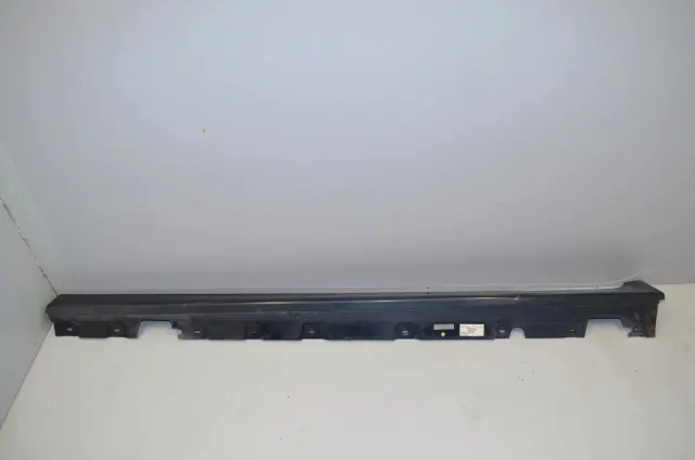 Left Side Plastic Sideskirt Cover