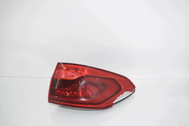 Rear Right Tail Light