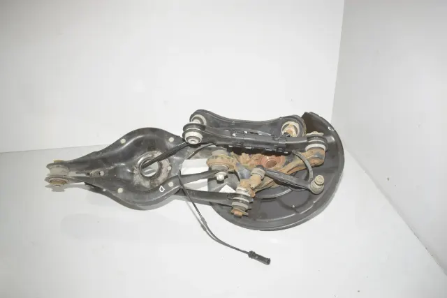 Rear Right Wheel Hub
