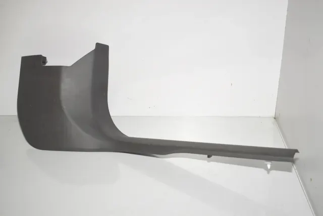 Front Right Sill Trim