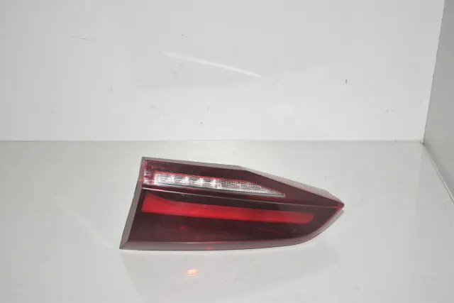 Right Side Tailgate Tail Light