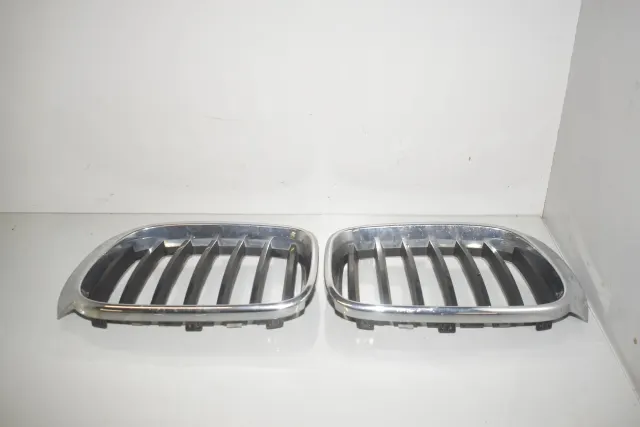 Grilles