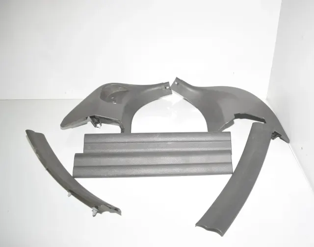 Front Right Interior Step Trim