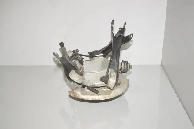 Rear Right Wheel Hub